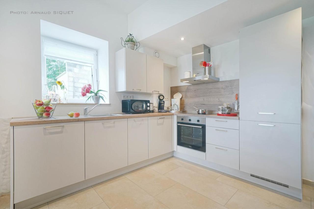 Gite Familial Ferme Des Aujes Falaen Onhaye ภายนอก รูปภาพ